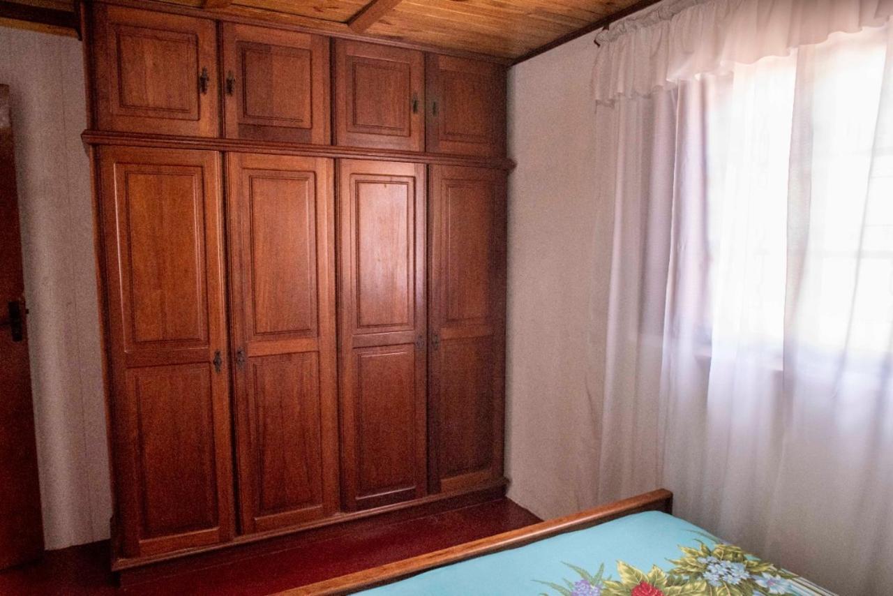 Iguazu Alojamiento "La Casa" ปูแอร์โตอีกวาซู ภายนอก รูปภาพ